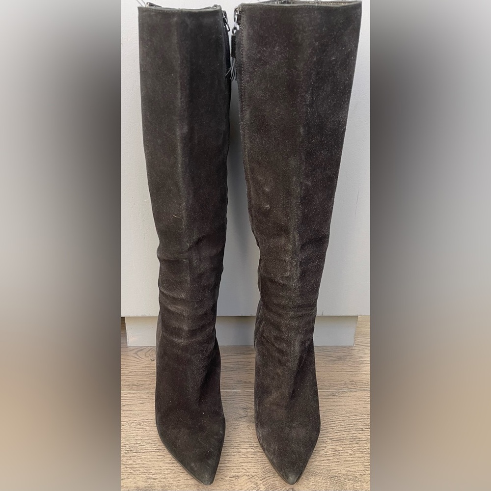 Burberry size 9 Elegant Black Suede Women's Boots